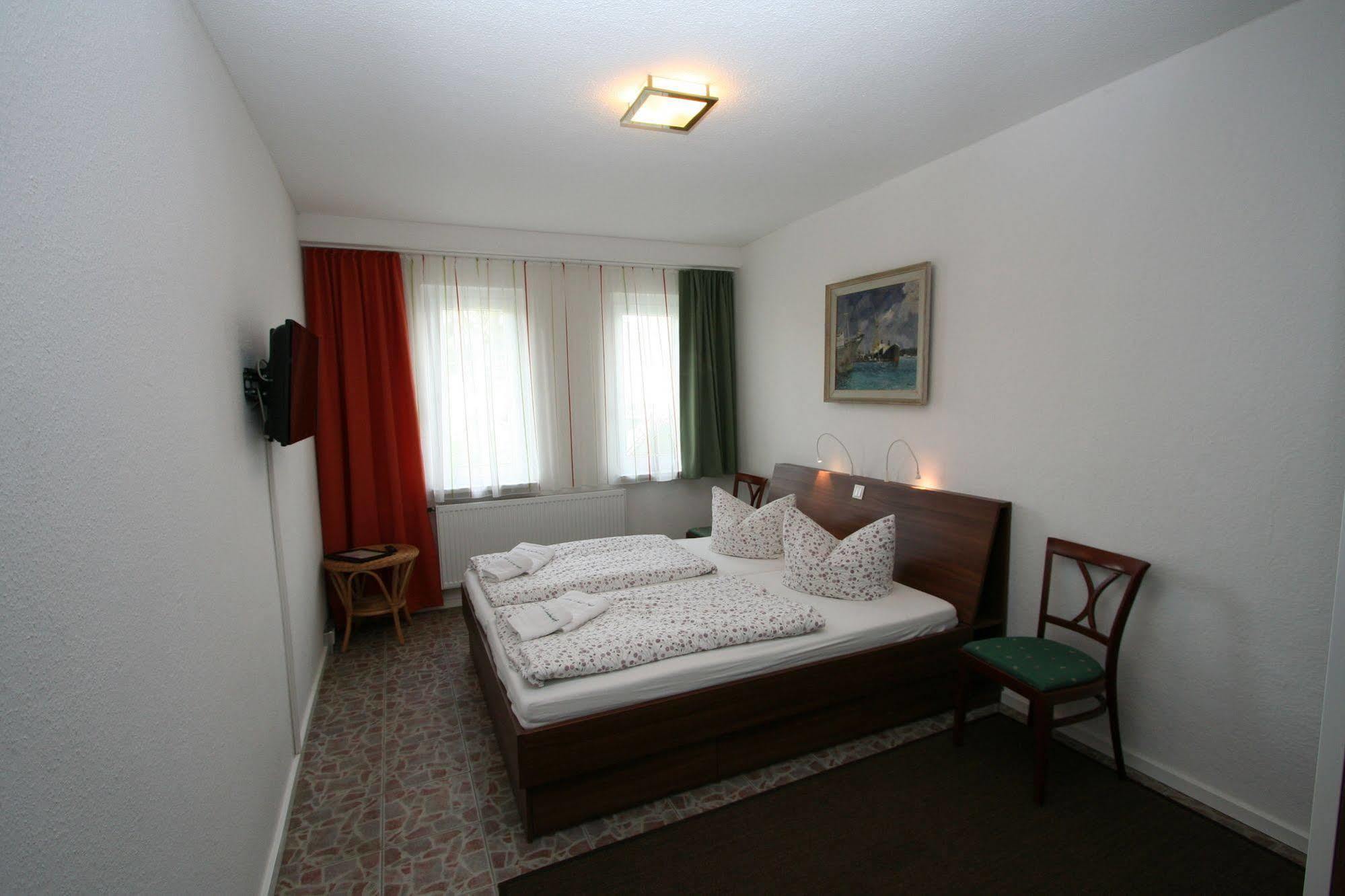 Gestut Lindenhof 2*