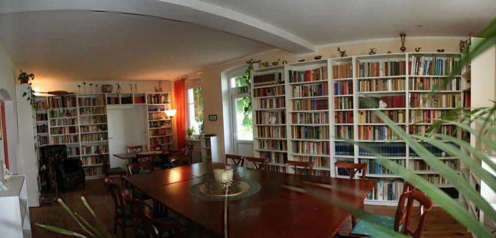 Gestut Lindenhof 2*